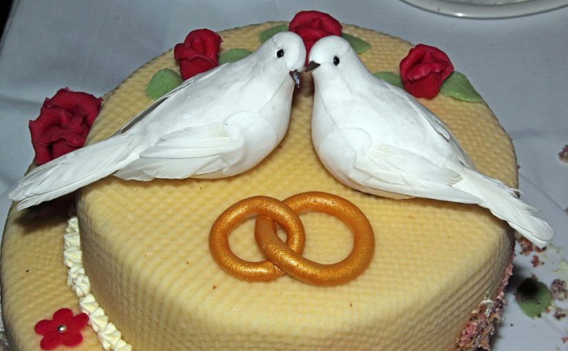Tortadoboz esküvőre